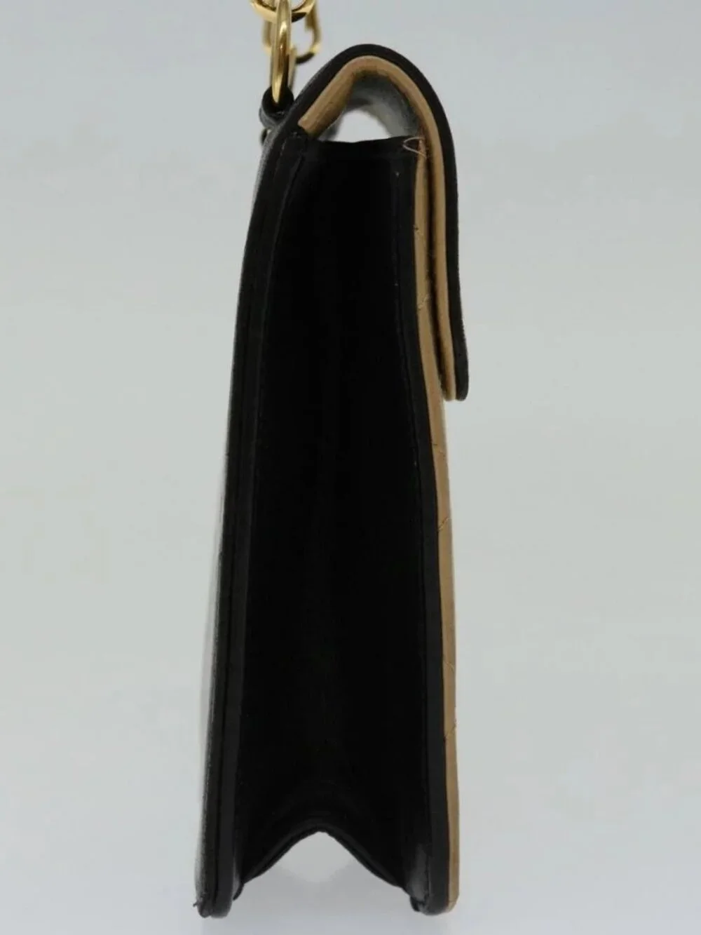 CHANEL brand	chanel color	beige